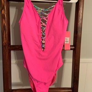 NWT Pink Lattice Lilly Pulitzer Suit